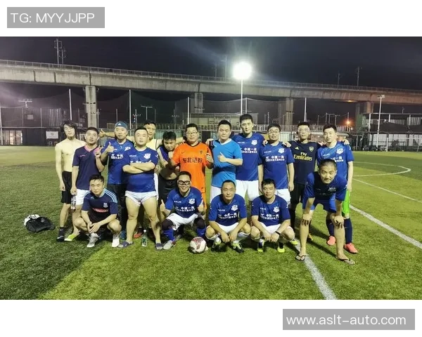 赛后分析重庆足球队与杭州足球队球员个人能力对比与表现评估